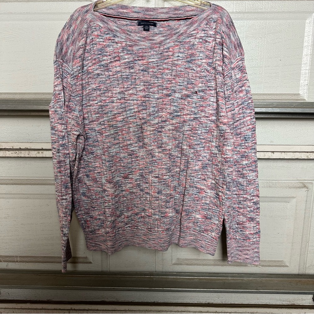 Tommy Hilfiger Women's Pink and Gray Sweater Top